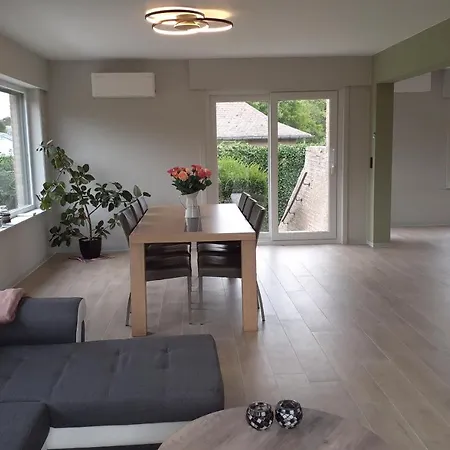 't Zonneroosje Holiday home *